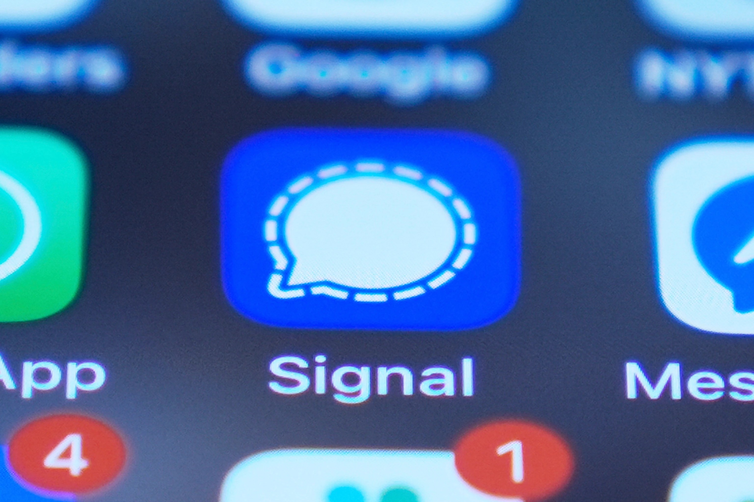 Former intel officials: Signal chat did put troops at risk (1)