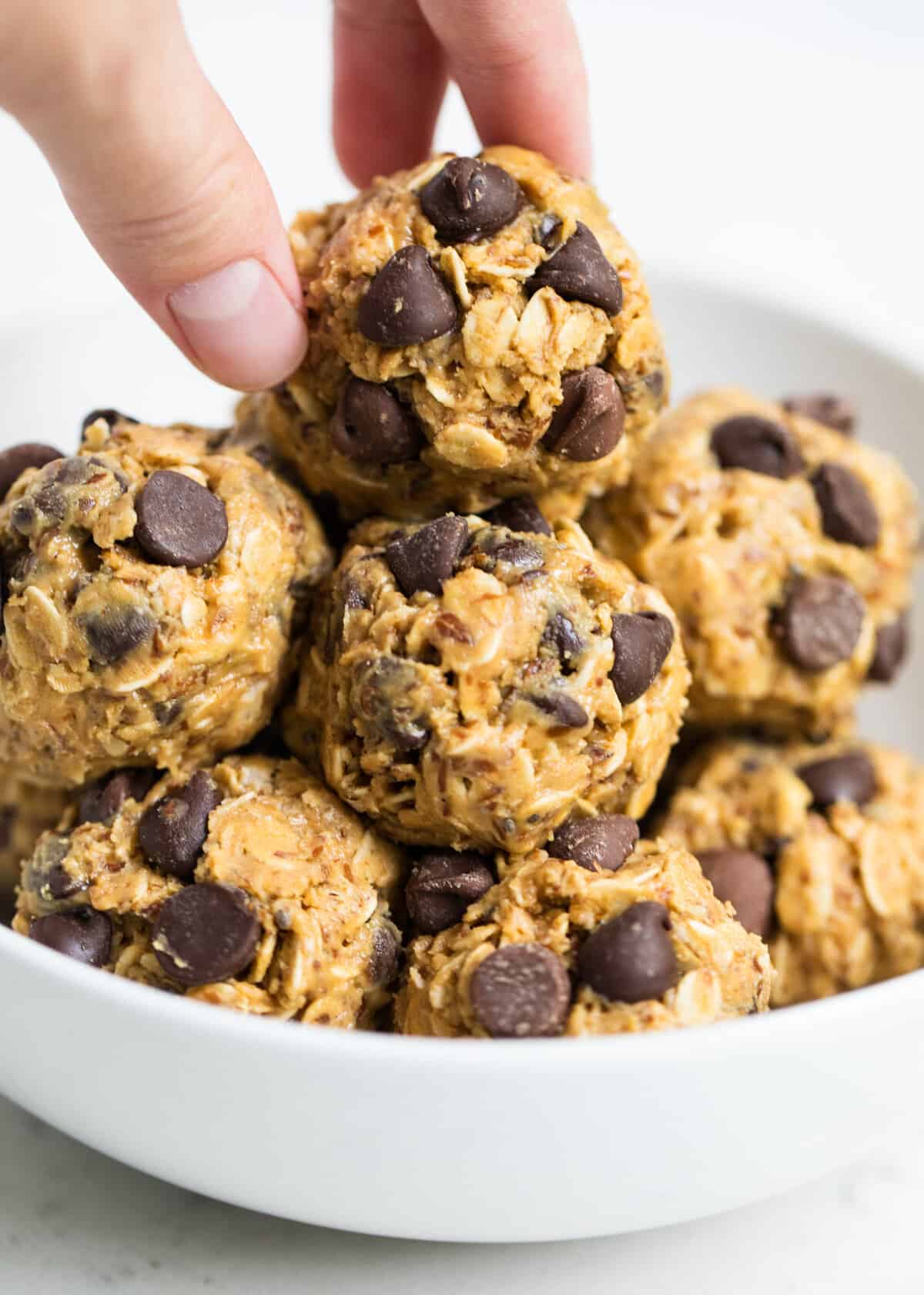 No-Bake Energy Balls Recipe (5 Ingredients!) - I Heart Naptime (12)