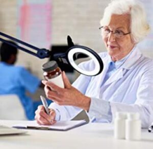 Best Magnifying Lamps - Ultral Guide And Top 5 Models Review (1)