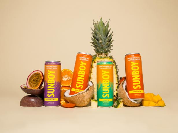 The Best Hard Seltzers to Sip This Season (7)