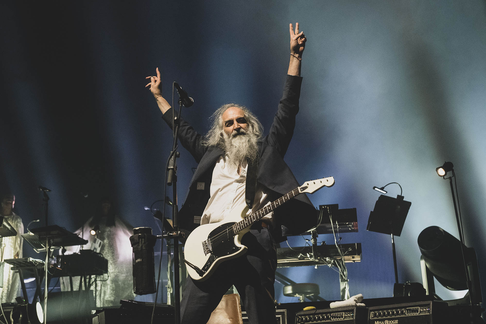 Nick Cave and the Bad Seeds Level Up at Brooklyn Arena Rock Concert (7)